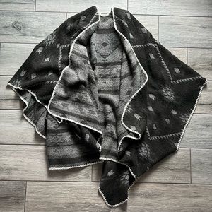 Women’s Reversible Poncho
